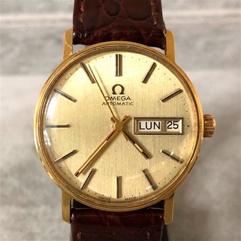 reloj de marca omega.